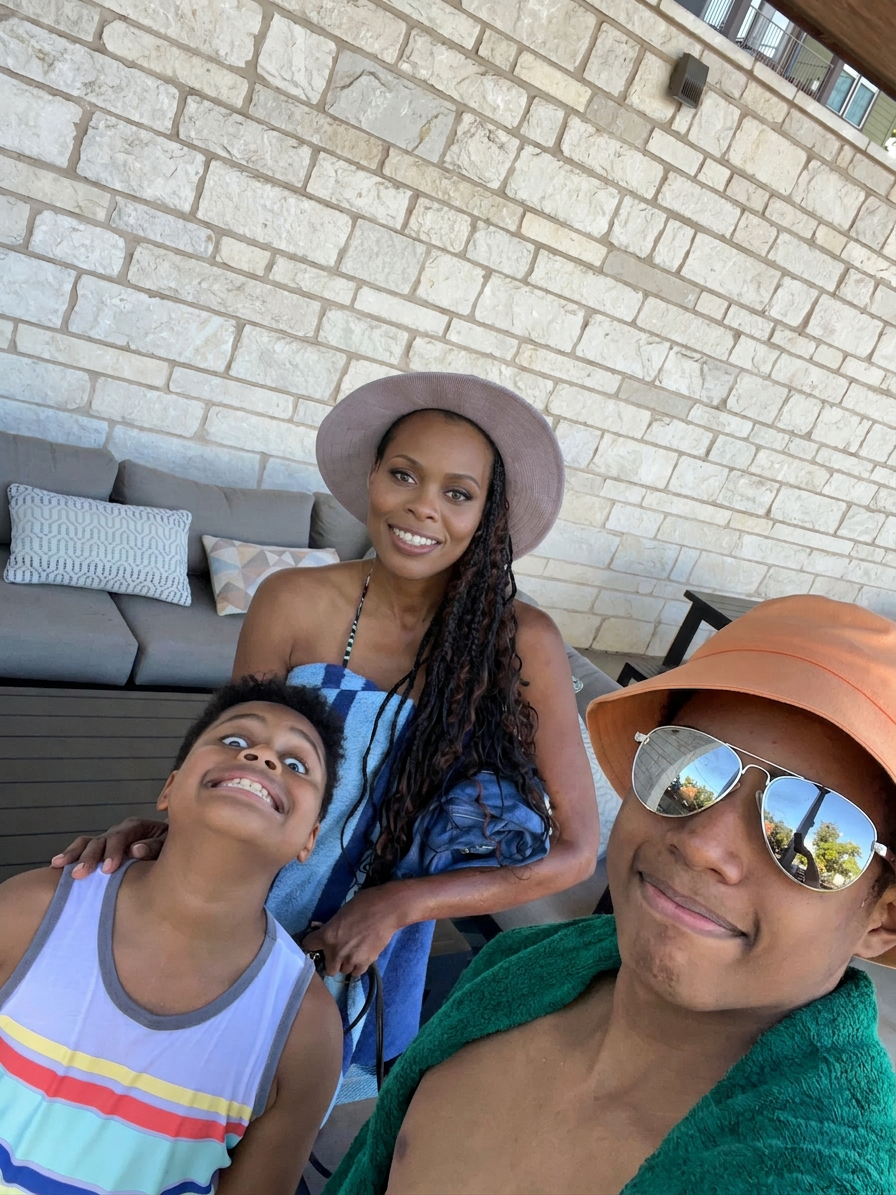 Lavi outdoors with her kids